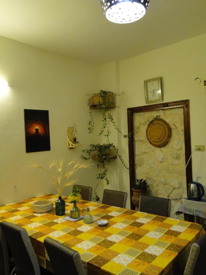 Gadara Rent Room Umm Qays Exteriör bild
